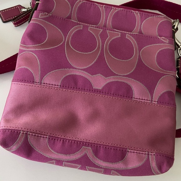 Coach purse - Picture 2 of 3